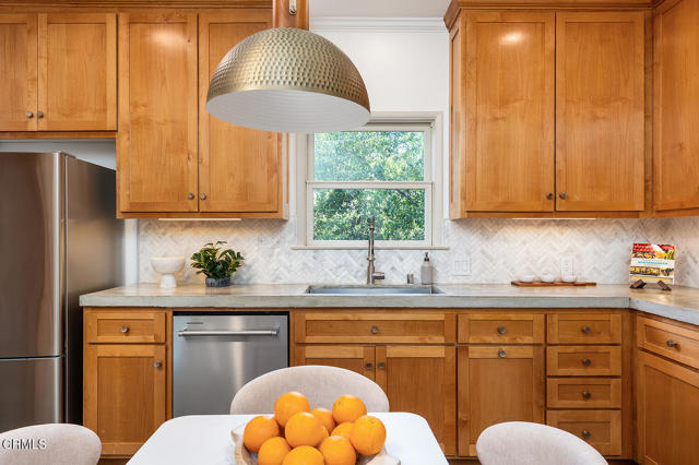 Detail Gallery Image 10 of 58 For 958 E Orange Grove Bld, Pasadena,  CA 91104 - 6 Beds | 4 Baths