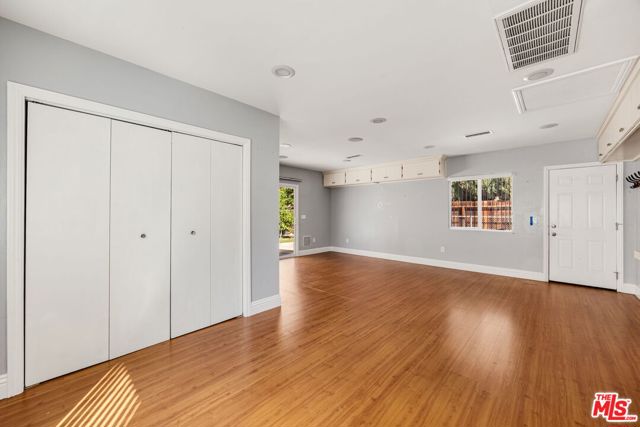 15217 Hartsook Street photo 27
