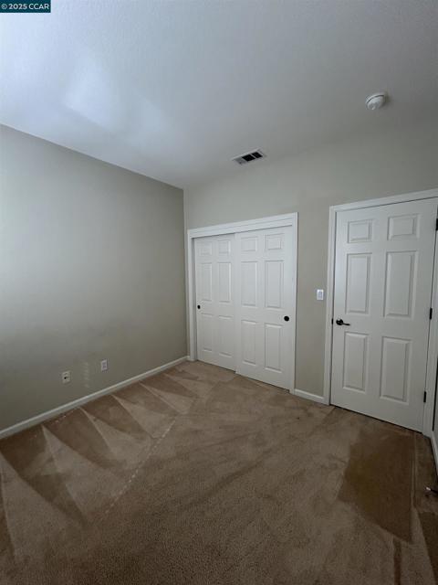 389 Black Rock Street, Brentwood CA: https://media.crmls.org/mediaz/5bf15fb6-0061-40a9-a2ad-ebc960155219.jpg