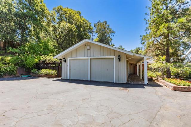 5824 Arboretum Drive, Los Altos CA: https://media.crmls.org/mediaz/5bf1a903-018a-41a6-94f9-80d5e5fea5bc.jpg
