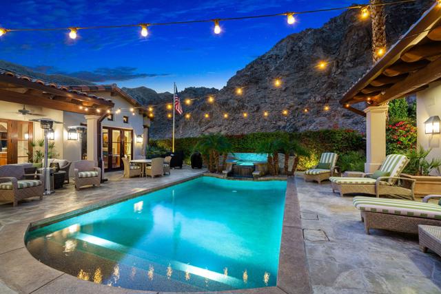 77205 Loma Vista, La Quinta CA: https://media.crmls.org/mediaz/5bf2ee9c-9912-475f-ac52-5beedfea4514.jpg