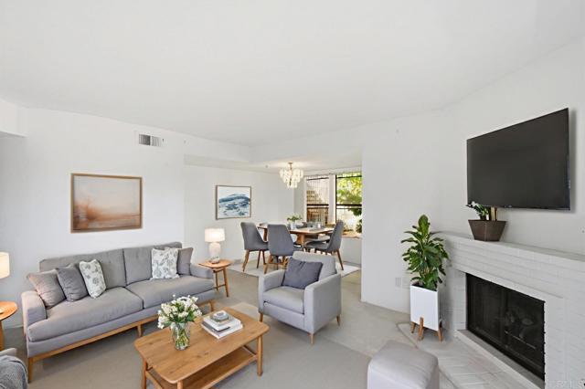 Detail Gallery Image 3 of 55 For 12250 Corte Sabio #2210,  San Diego,  CA 92128 - 2 Beds | 2 Baths