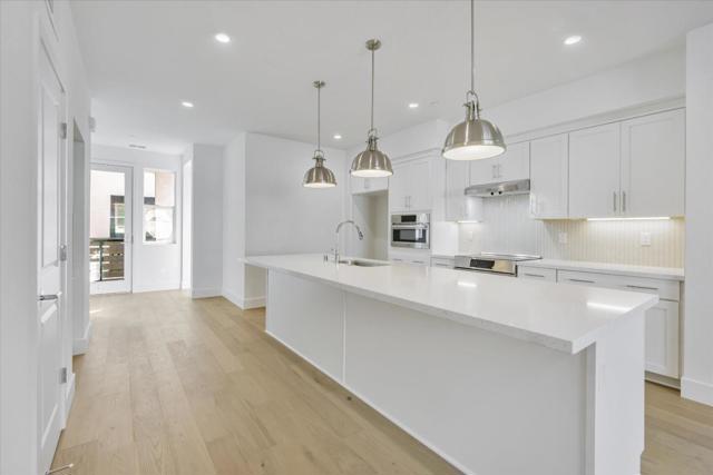 5706 Melon Court, San Ramon CA: https://media.crmls.org/mediaz/5bf4861e-03e7-4c16-9e59-ea2f62488625.jpg