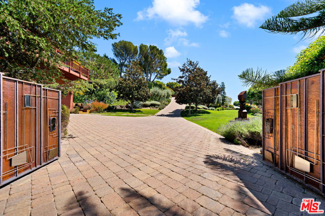 27434 WINDING Way photo 7