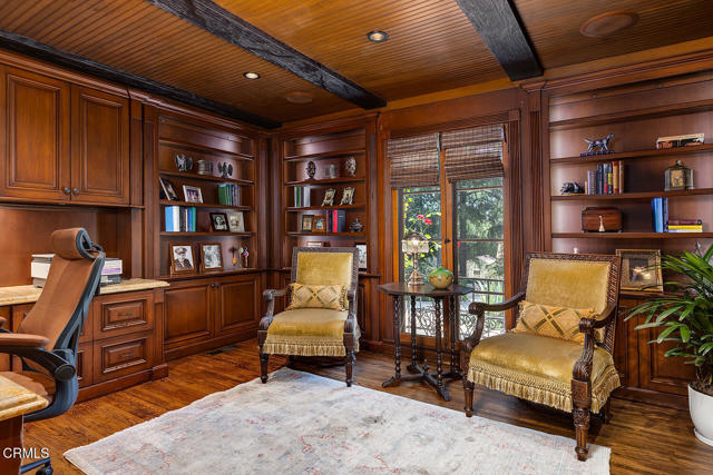 1711 Fairmount Avenue, La Canada Flintridge CA: https://media.crmls.org/mediaz/5bf51e46-453e-4153-939c-1a0bbf003183.jpg