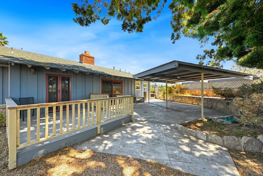 https://media.crmls.org/mediaz/5bf57148-c9ce-4990-ba7c-0ce79365778b.jpg?preset=X-Large