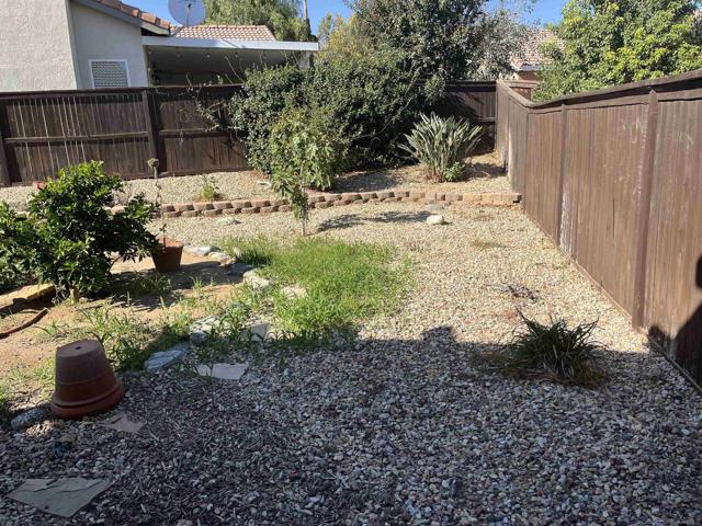 2723 Hazy Way, Banning CA: https://media.crmls.org/mediaz/5bf5df13-6265-4cf9-833a-423750bce9a5.jpg