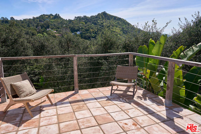 5 Bed Home for Sale in Topanga, California