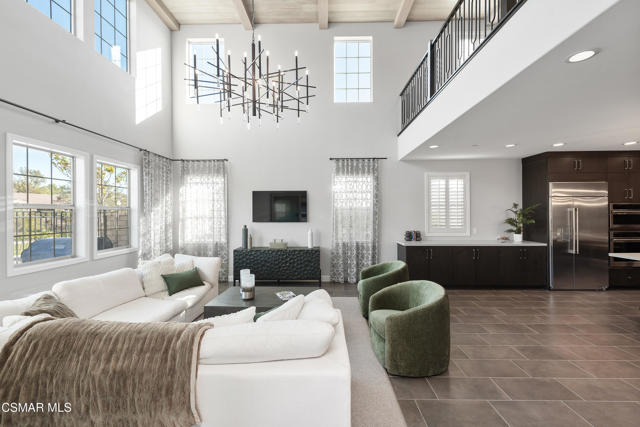 2492 Rondell Road, Camarillo CA: https://media.crmls.org/mediaz/5bf80caf-3eaa-468e-a137-5162dd9f0b62.jpg