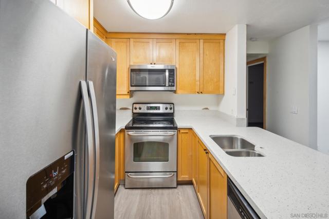 Image 5 of 35 For 3440 Lebon Dr  4301