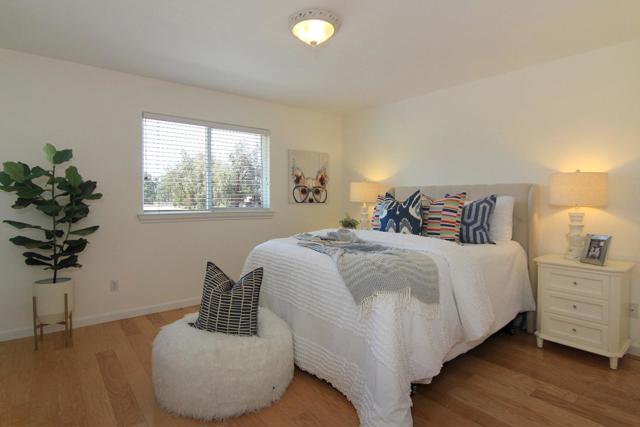475 Torrano Court, Hollister CA: https://media.crmls.org/mediaz/5bf9485f-8b1c-4074-adca-64b80e383158.jpg