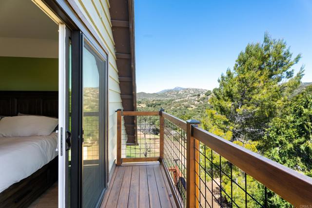 10172 Boulder Creek Road, Descanso CA: https://media.crmls.org/mediaz/5bf9e6c2-3b37-41f5-ab06-22b2eb47eef4.jpg