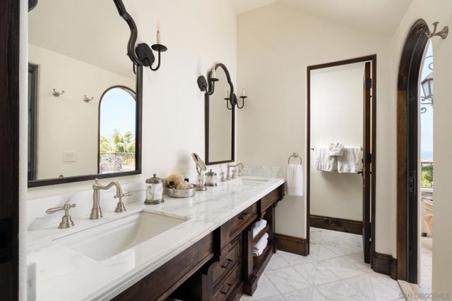 730 Stratford Court, Del Mar CA: https://media.crmls.org/mediaz/5bfa0472-4170-4176-a436-1ec80b51cf3f.jpg
