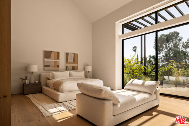 1225 Shippee Lane, Ojai CA: https://media.crmls.org/mediaz/5bfa3b46-766d-4f50-b4ee-4cf91ffd56c6.jpg