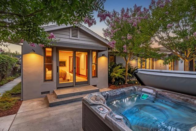 15700 Kavin Lane, Los Gatos CA: https://media.crmls.org/mediaz/5bfb67f1-e7a2-44a8-acd0-2e812e1a519e.jpg