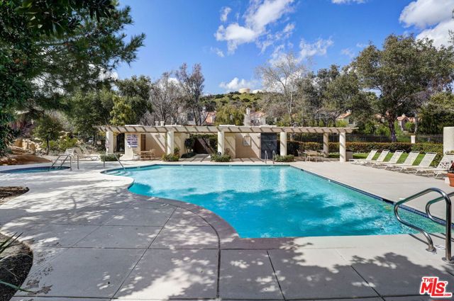 22365 Golden Canyon Circle photo 10