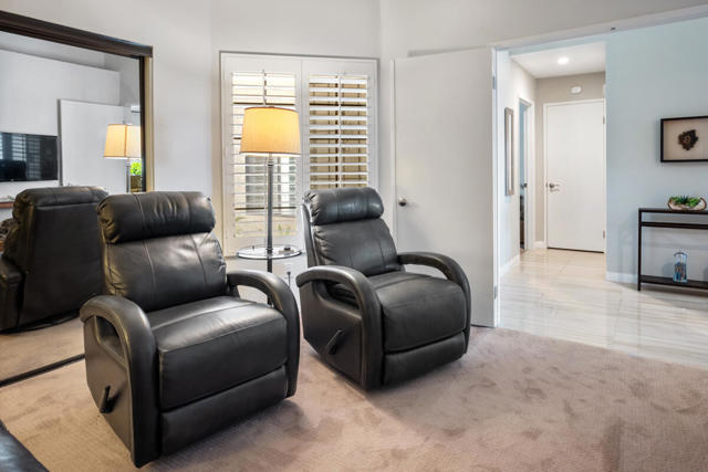 42740 Sand Dune Drive, Palm Desert CA: https://media.crmls.org/mediaz/5c004efc-6535-4366-ac7d-d02edfc3c418.jpg