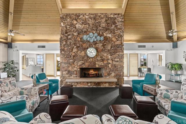 3535 Linda Vista Drive, San Marcos CA: https://media.crmls.org/mediaz/5c00cbc4-87b2-475f-9aee-27b25593c1c2.jpg