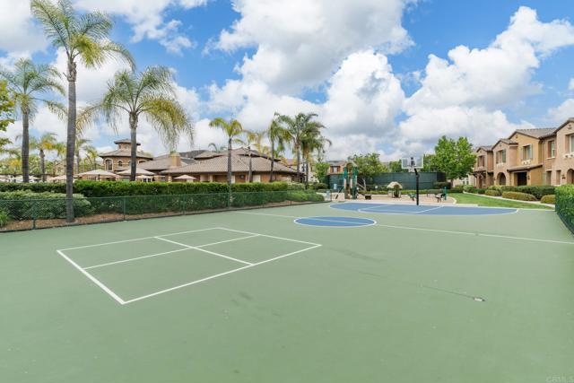 Detail Gallery Image 35 of 36 For 13009 Carita, San Diego,  CA 92130 - 3 Beds | 2/1 Baths