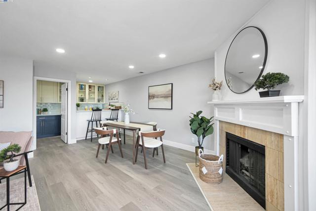 Image 16 of 55 For 26937 Hayward Blvd  217