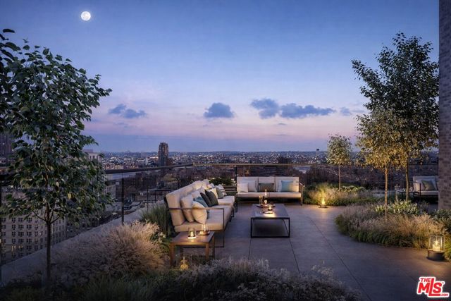 1333 S Beverly Glen Boulevard, Los Angeles CA: https://media.crmls.org/mediaz/5c046657-17e6-4d3b-ba2e-6c8b7c177814.jpg