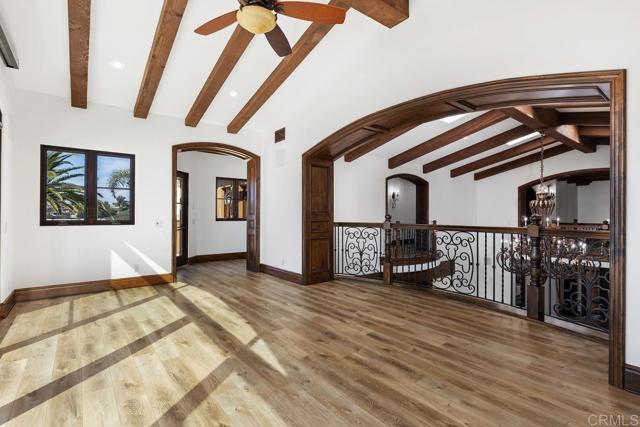 5015 Rancho Quinta Bend, San Diego CA: https://media.crmls.org/mediaz/5c05dfab-0368-4484-8a43-2640ad3ed2a3.jpg