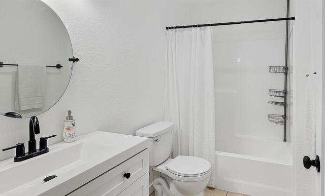 Detail Gallery Image 9 of 10 For 1643 Pentecost Way #1,  San Diego,  CA 92105 - 2 Beds | 1 Baths