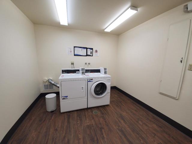819 N Humboldt Street, San Mateo CA: https://media.crmls.org/mediaz/5c08f625-34ca-4fef-9bf0-f371948f3277.jpg