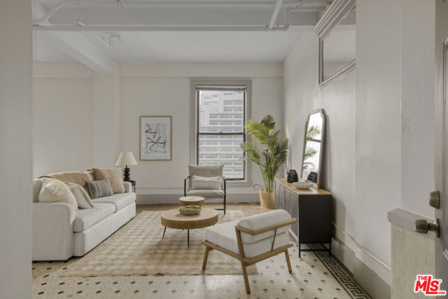 108 W 2nd Street, Los Angeles CA: https://media.crmls.org/mediaz/5c0913dc-f7eb-4979-9f93-14c95bf8c96f.jpg