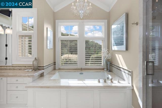 8 Julianna Court, Moraga CA: https://media.crmls.org/mediaz/5c0a4e2e-6b49-4421-bb98-0c264c8a383c.jpg
