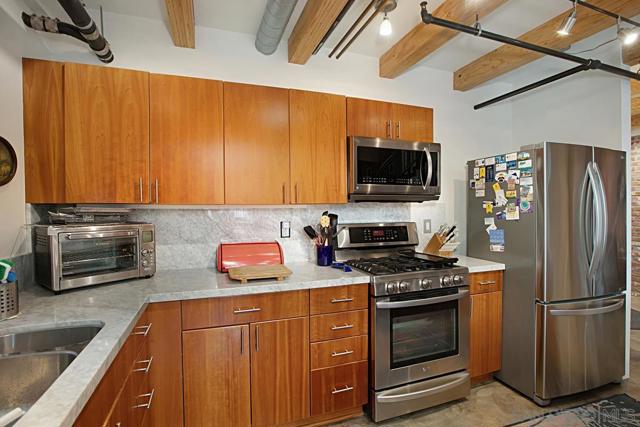4055 3rd Avenue, San Diego CA: https://media.crmls.org/mediaz/5c0bc590-58b3-458b-b723-3f03e4f5a90d.jpg