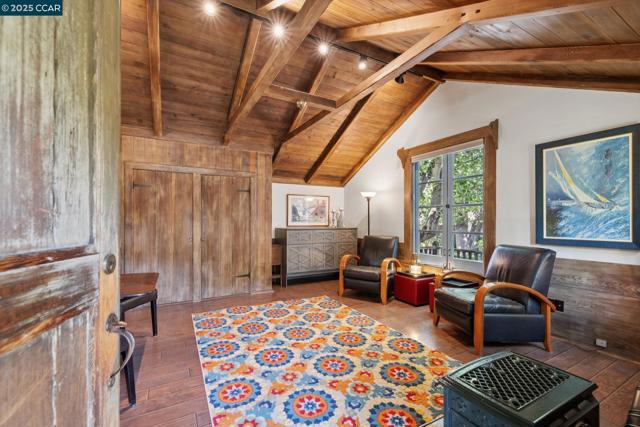1611 Carmel Dr, Walnut Creek CA: https://media.crmls.org/mediaz/5c0cfa81-83d5-4ee7-ad34-8612bdcb37d2.jpg