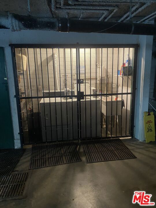 4244 Duquesne Avenue, Culver City CA: https://media.crmls.org/mediaz/5c0e9d59-f962-4dd9-9372-1c100c63d956.jpg