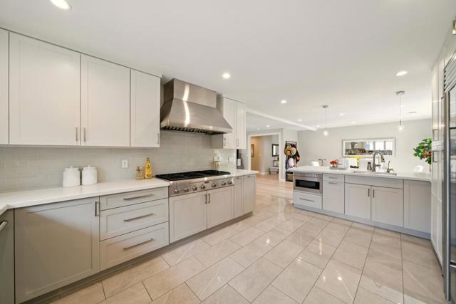 660 Giralda Drive, Los Altos CA: https://media.crmls.org/mediaz/5c0f0a7a-a77f-42e4-8208-aeb9ecb7e5e2.jpg