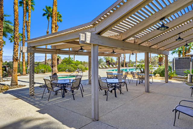 26 Alta Vista, Rancho Mirage CA: https://media.crmls.org/mediaz/5c0f3e29-2f9b-47ee-a9d8-932637ffaa0b.jpg