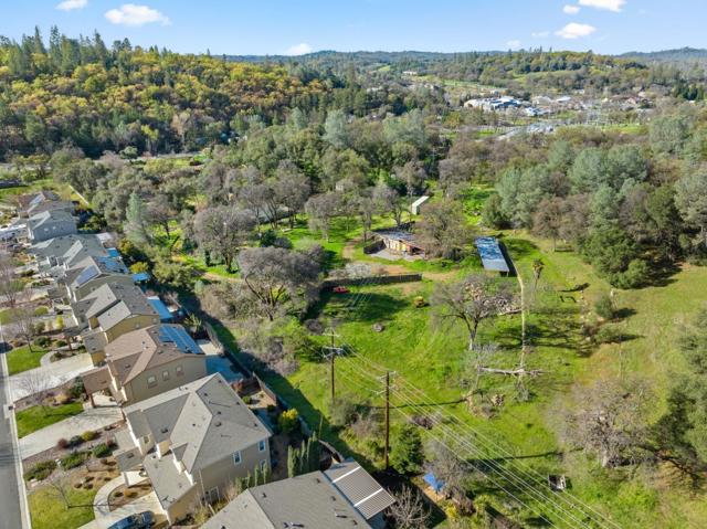 10264 Combie Road,  CA: https://media.crmls.org/mediaz/5c0f8378-fbdf-4fd8-ac88-ab1154e39f3e.jpg