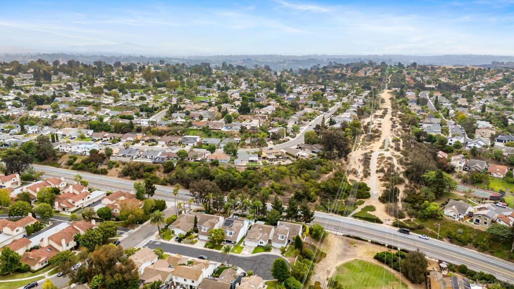 MLS #250037997SD image #32