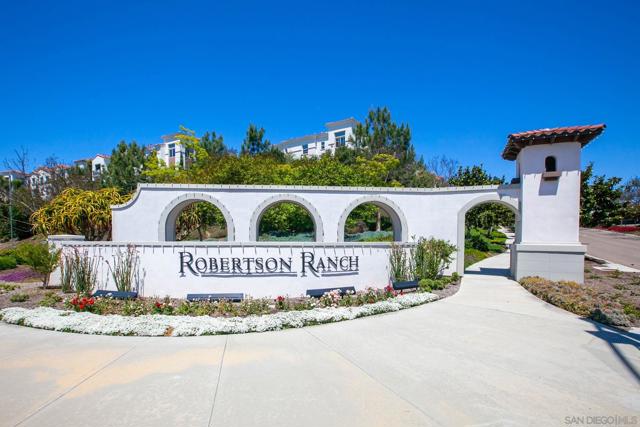 4719 Crespi Ct, Carlsbad CA: https://media.crmls.org/mediaz/5c10cdff-ade9-49c1-b308-da8edc0172e6.jpg
