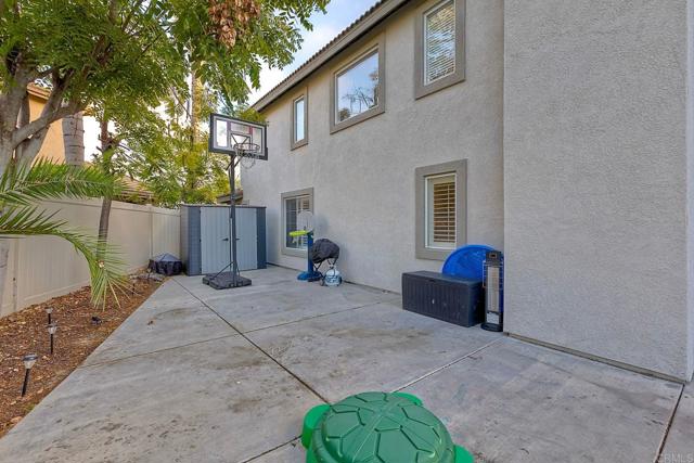 4540 Arbor Glen Way, Oceanside CA: https://media.crmls.org/mediaz/5c10ff45-cfab-4146-a4bd-022280e6feb4.jpg