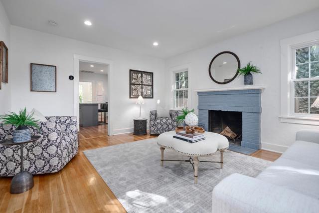 767 Calderon Avenue, Mountain View CA: https://media.crmls.org/mediaz/5c1247e5-de58-4f1c-899f-3d1c1c85c3b9.jpg