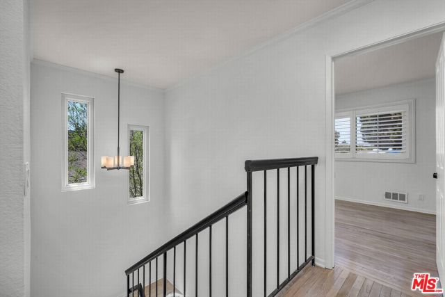 11472 Diller Avenue, Culver City CA: https://media.crmls.org/mediaz/5c12986e-a880-4509-89c1-4e8b3c96cedc.jpg