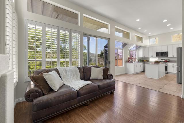 Detail Gallery Image 16 of 60 For 9432 Hito Ct, San Diego,  CA 92129 - 5 Beds | 3 Baths
