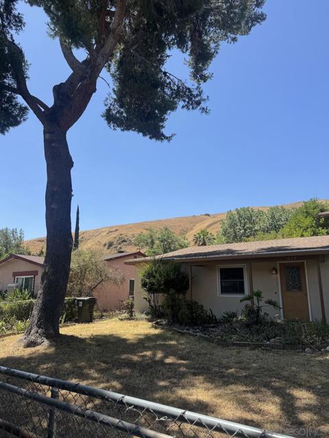 1439 Morgan Rd., San Bernardino CA: https://media.crmls.org/mediaz/5c160e27-4f68-488f-b20a-f03617f1092d.jpg