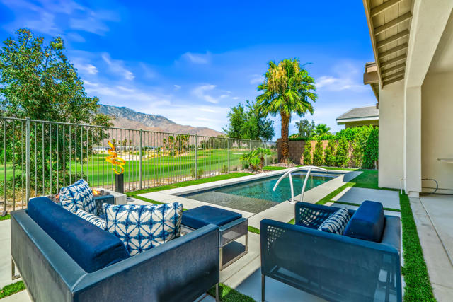 1325 Passage Street, Palm Springs CA: https://media.crmls.org/mediaz/5c1787de-d5e8-4833-9836-e2f4cdcc883a.jpg