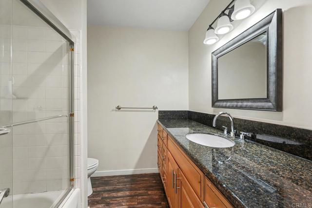 Detail Gallery Image 21 of 39 For 14141 Dickens St #111,  Sherman Oaks,  CA 91423 - 2 Beds | 2 Baths
