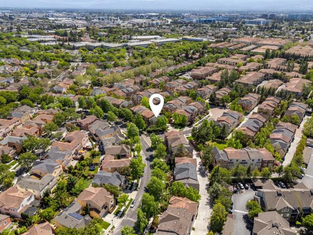 4440 Rivermark Parkway, Santa Clara CA: https://media.crmls.org/mediaz/5c17df78-5a79-4cd4-9737-bdcf75d34759.jpg