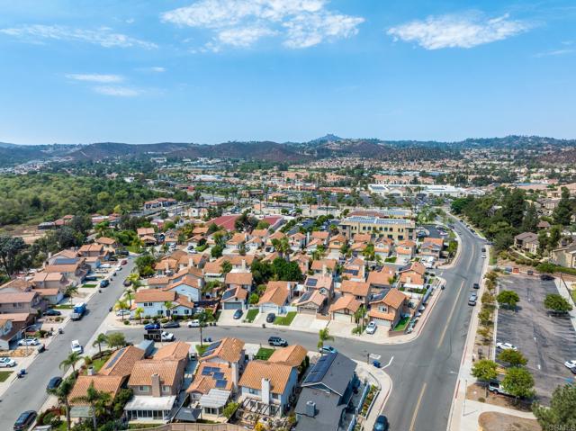 Detail Gallery Image 38 of 43 For 2422 Saint Anne Dr, El Cajon,  CA 92019 - 4 Beds | 3 Baths