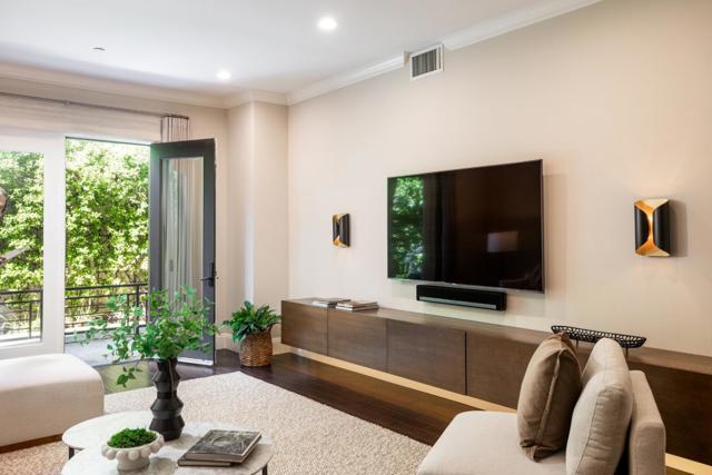 100 1st Street, Los Altos CA: https://media.crmls.org/mediaz/5c189f1d-d4e4-4ad6-a1aa-4739929b6dfb.jpg