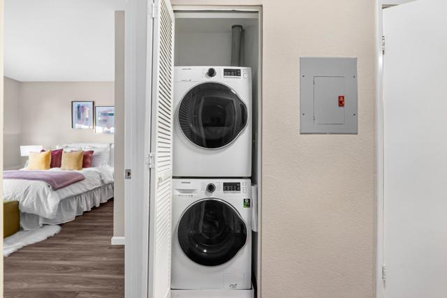 1908 Magdalena Circle, Santa Clara CA: https://media.crmls.org/mediaz/5c18d7ab-05c9-4811-8354-f841973e02f7.jpg