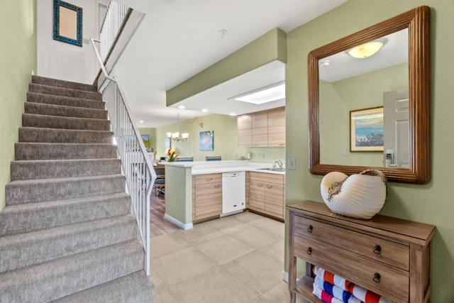 16 Seascape Resort Drive, Aptos CA: https://media.crmls.org/mediaz/5c18d9a0-ca6c-4fd1-95c3-f236b8c85418.jpg